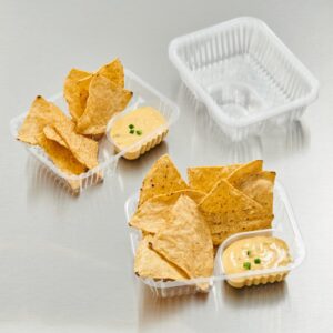 TRAY PLAS 2CMPT NACHO 5X6 4-125CT KE | Styled