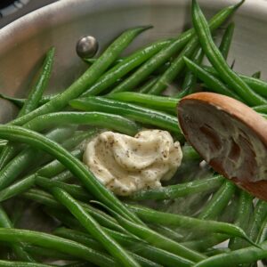 Black Peppercorn Grinder | Styled