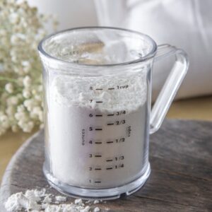8 OZ DREDGE MEASURING CUP CLR | Styled