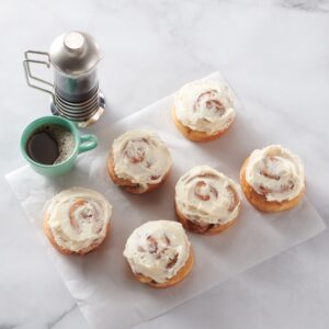 ROLL CINN LRG | Styled