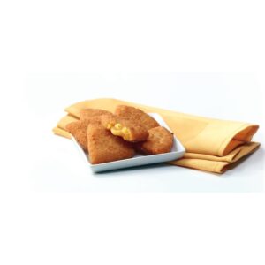 Breaded Macaroni & Cheese Wedges | Styled