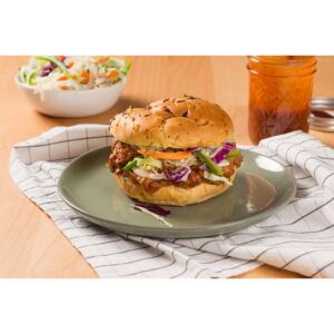 Sliced Yellow Onion Buns, 4.5″ | Styled