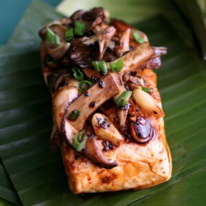 Fresh Medium Mushrooms | Styled