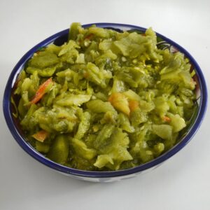 Chopped Mild Green Chile Peppers | Styled