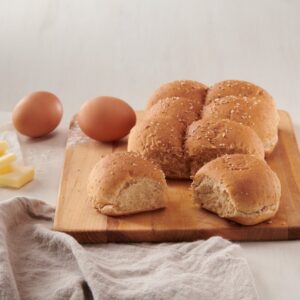Cracked Wheat Dinner Rolls | Styled