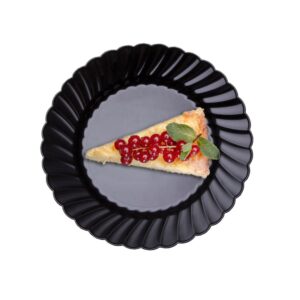 6″ Black Plastic Plates | Styled