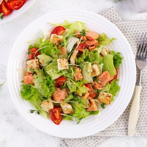 Iceberg & Romaine Lettuce Blend | Styled