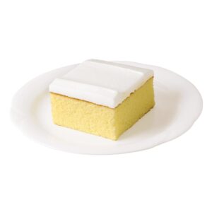 Yellow Cake with White Icing | Styled
