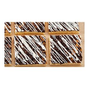 Vanilla Icing | Styled