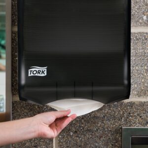 DISPENSER TWL M/C-FLD SMK 1CT TORK | Styled